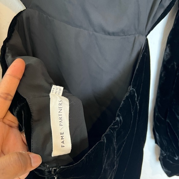 NEW FAME AND PARTNERS Velvet Long Sleeve Mock Midi Dress - Picture 9 of 11